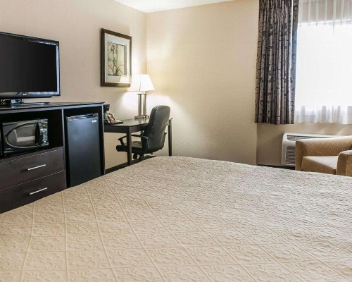 Quality Inn & Suites - Mattoon image 11
