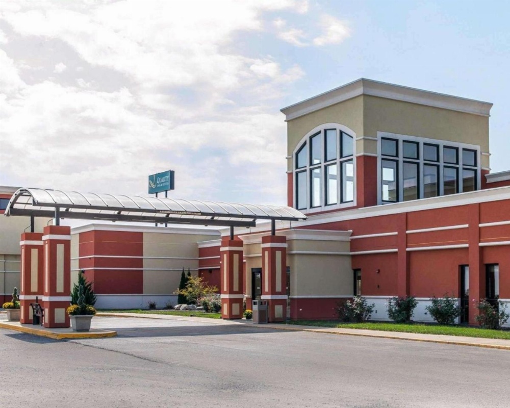 Quality Inn & Suites - Mattoon Image 32