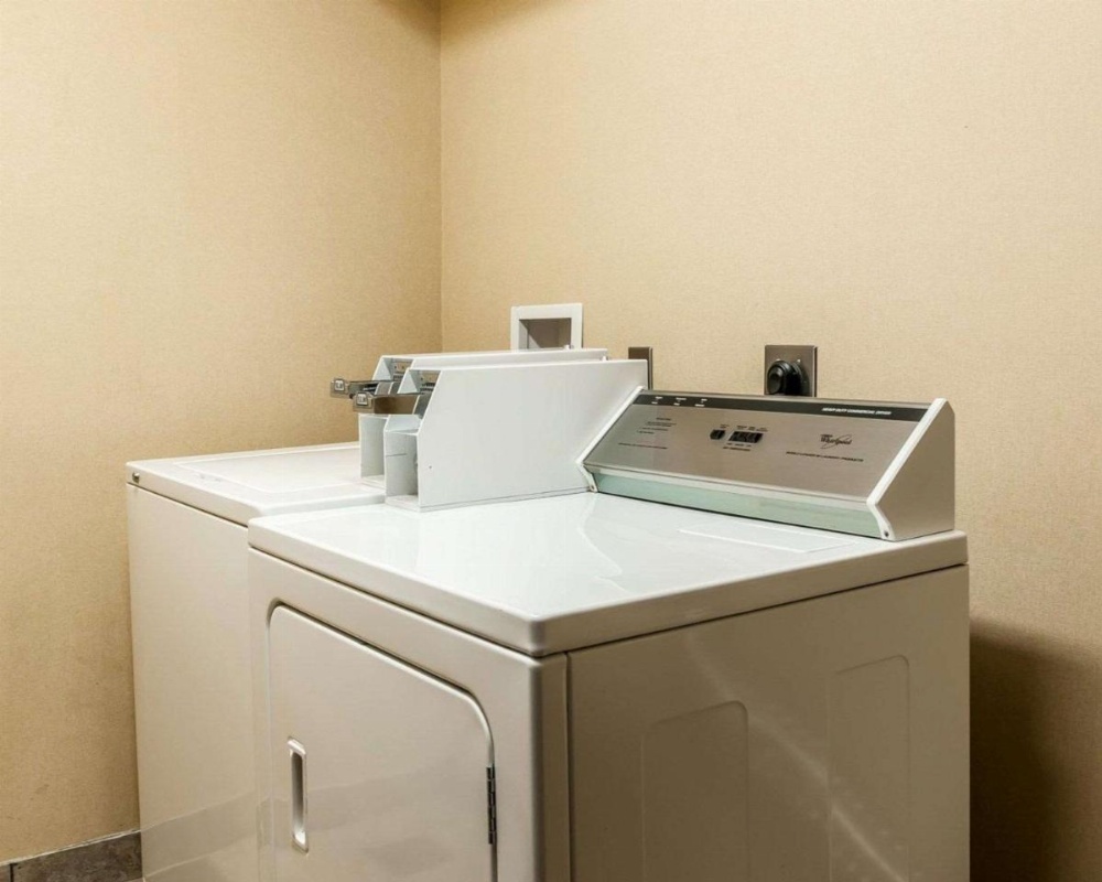 Quality Inn & Suites - Mattoon Image 7